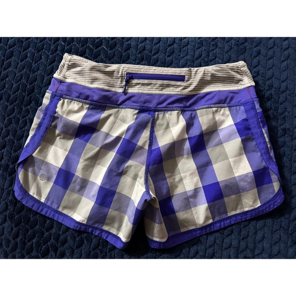 Lululemon Women's‎ Run Speed Shorts Purple Plaid Athletic Shorts Size 6 - Picture 1 of 9
